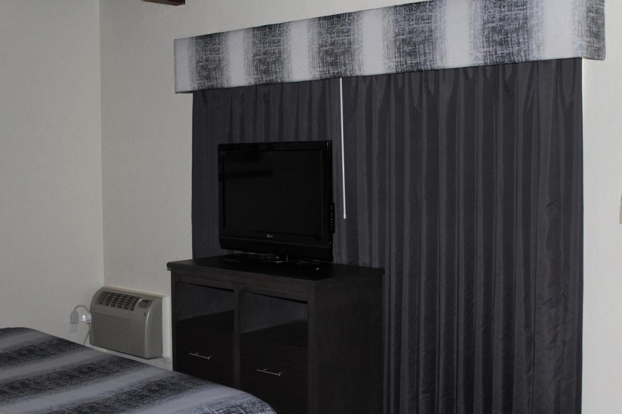 Lamplighter Inn Santa Fe Bagian luar foto